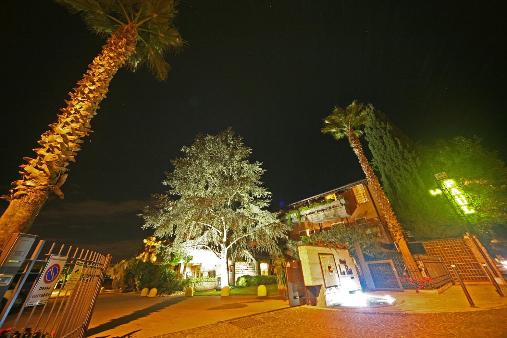Hotel La Pauel Сирмионе Экстерьер фото